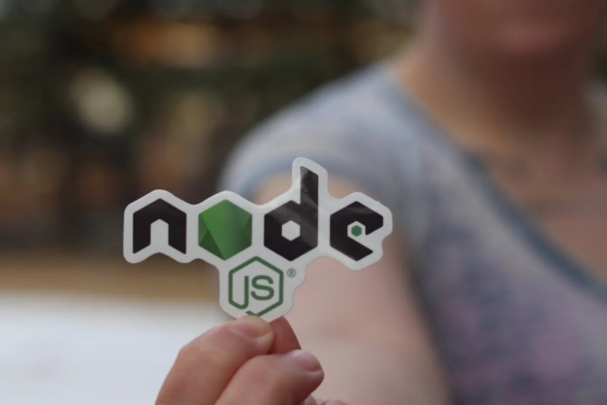 React vs Vue.js en 2025 : lequel choisir pour votre projet ?